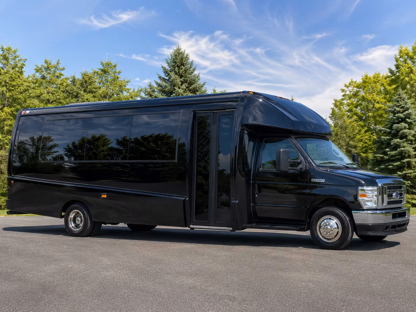 15 passenger minibus